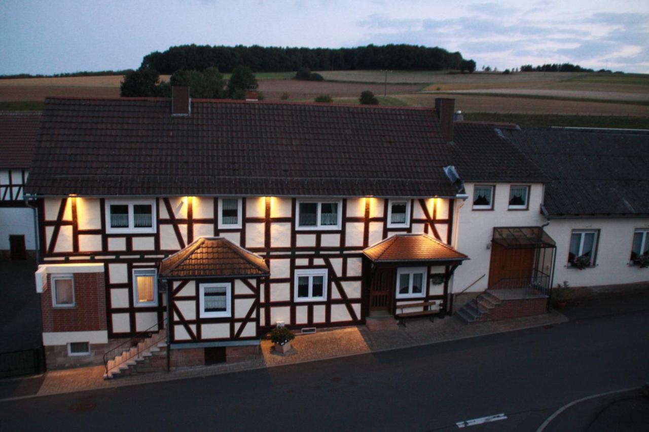 Ferienwohnung Zum Bergschlösschen Gilserberg Exterior foto